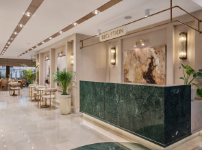 Отель Delita City