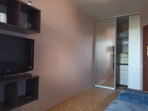 Квартира с видом на пойму реки Царица