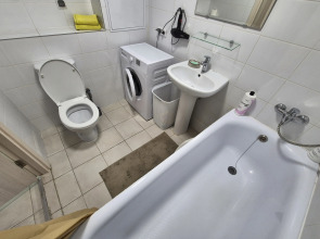 Квартира Большая 2-х комнатная Хорошая у Метро Отрадное