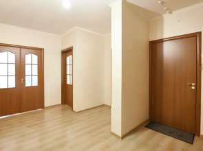 Апартаменты на Ерошевского 18