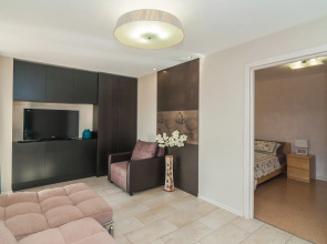 Апартаменты ЕКАТЕРИНИНСКАЯ 167