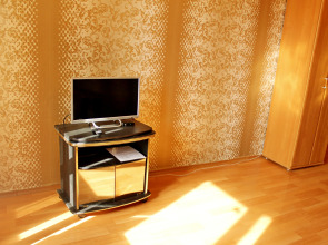 Апартаменты на Троллейной 1