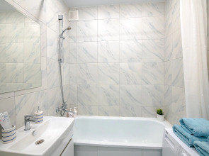 Апартаменты TopHouse на Брянской 18 двухкомнатные