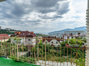 Гостевой дом Над Ялтой