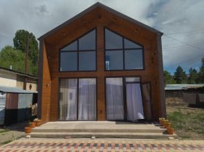 Гостевой дом Барнхаус Каракол