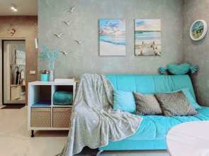 Biryuzovaya Volna Flat