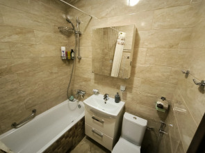 Апартаменты на 8-м этаже в центре, 70 кв. м.