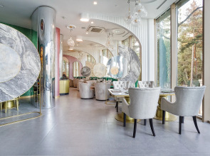 V Zazerkalye Spa Apartments