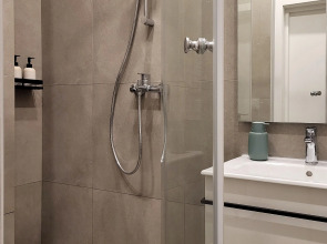 Апартаменты в Небоскрёбе Afi Tower