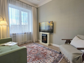 S Avtorskim Remontom V Istoricheskom Tsentre Kazani Na Naberezhnoy Ozera Kaban Flat