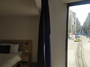 Отель Golden Street