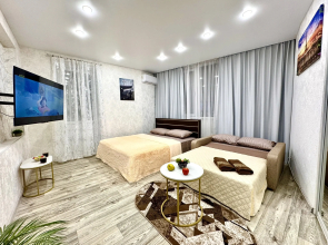 Uyutnaya Dvushka Na 22 Etazhe V Zhk Akademicheskiy Ryadom S Parkom Gagarina (km246) Apartments