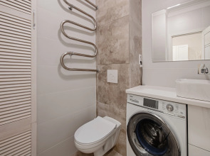 Апартаменты Студия у Станции Метро Грушевка