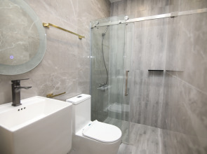 Отель Louvre Home