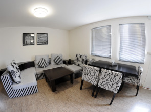 Отель Cross Resort