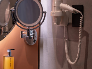 Отель Beach Walk