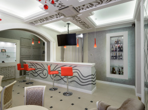 Меблированные комнаты  Серебряная лошадь