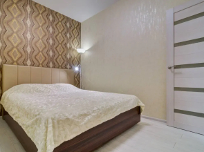 Ryadom S Zhd Vokzalom V Tsentre Goroda Flat