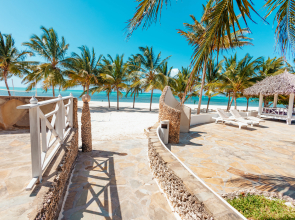 Twiga Beach Resort & Spa