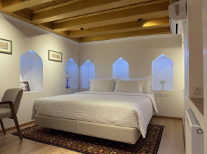 Usman Heritage Mini-hotel