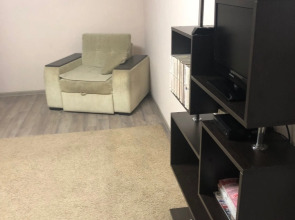 Квартира Двухкомнатная Квартира на Октябрьской 13