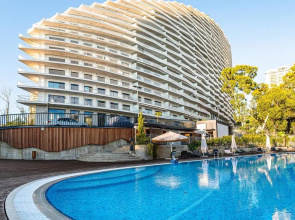 2h-etazhnyj Apartament s Saunoj i Bassejnom v Akter Geleksi 100m2 Apartments