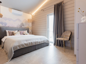 Premium U Morya I Ozera S Kupelyyu Furako Private House