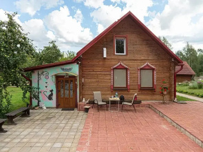 Guest house Gostevoj dom Agrousad'ba Mirskie krinitsyi
