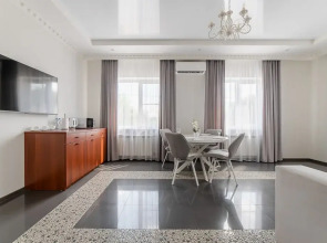 Апартаменты на улице Коммуны 2