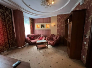 Отель Автор