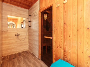Aprelskie Tezisy Guest House