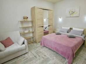 Квартира Двухкомнатная в центре Эсто-садка