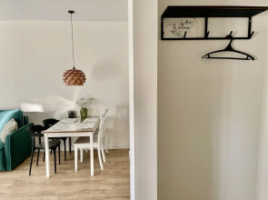 квартира премиум-класса в стиле "эко" с видом на парк и речку