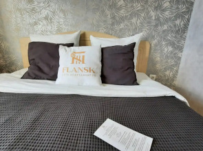 Апартаменты ФлаНск на Крылова