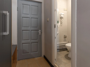 Отель Максим Парк-Лоо