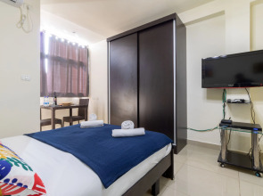 Nhe Machne Yehuda Apartments