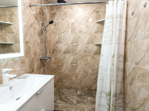 Апартаменты Good Night на Нефтяной 15