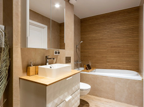 Апартаменты с панорамными окнами в центре Васильевского острова.