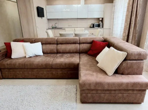 Апартаменты в центре с тремя спальнями на Червякова 55 рядом с парком Победы