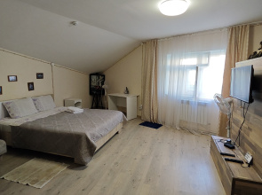Kvartira Studia V Samom Centre Goroda
