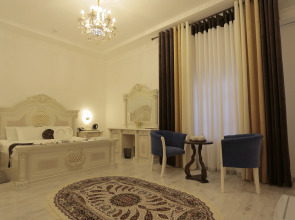 Отель Imperial Palace