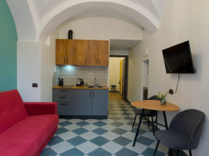 Отель Двенадцать