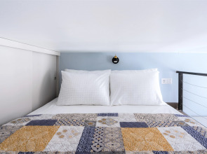 Апартаменты СуткиСпб Самый Центр Владимирский 10