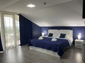 Отель West Face