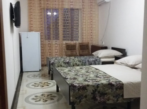 Tamanskaya 13 Guest House