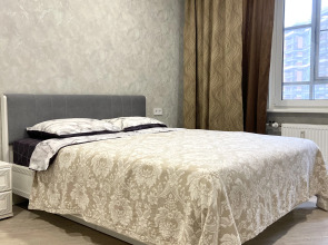 Квартира Большая двухкомнатная у метро Пионерская