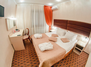 Отель Яхонты Истра