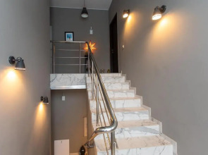 Гостевой дом Four Lions House (Фор Лайонс Хаус)