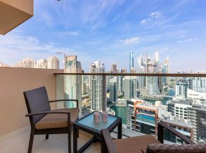 Marriott 1BR with Dubai Marina View Apartments
