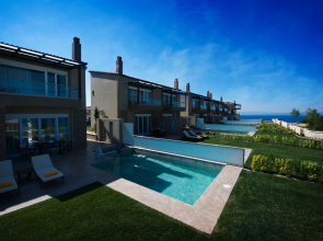 Sunny Villas Resort And Spa Hotel